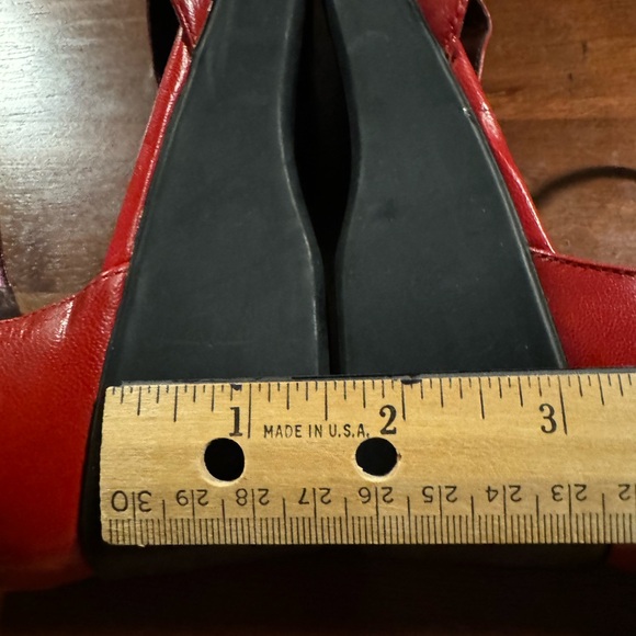 Moda Spana Red Leather Peep Toe Ankle Strap Wedge Sandal … Size 6 - Picture 7 of 10